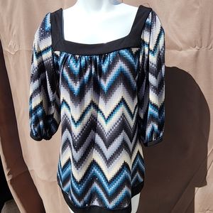 Women's 3/4 Sleeve Chevron Print Top